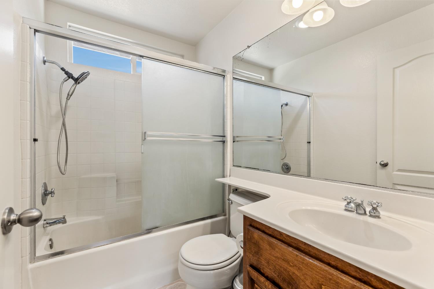 462 W Springer Drive