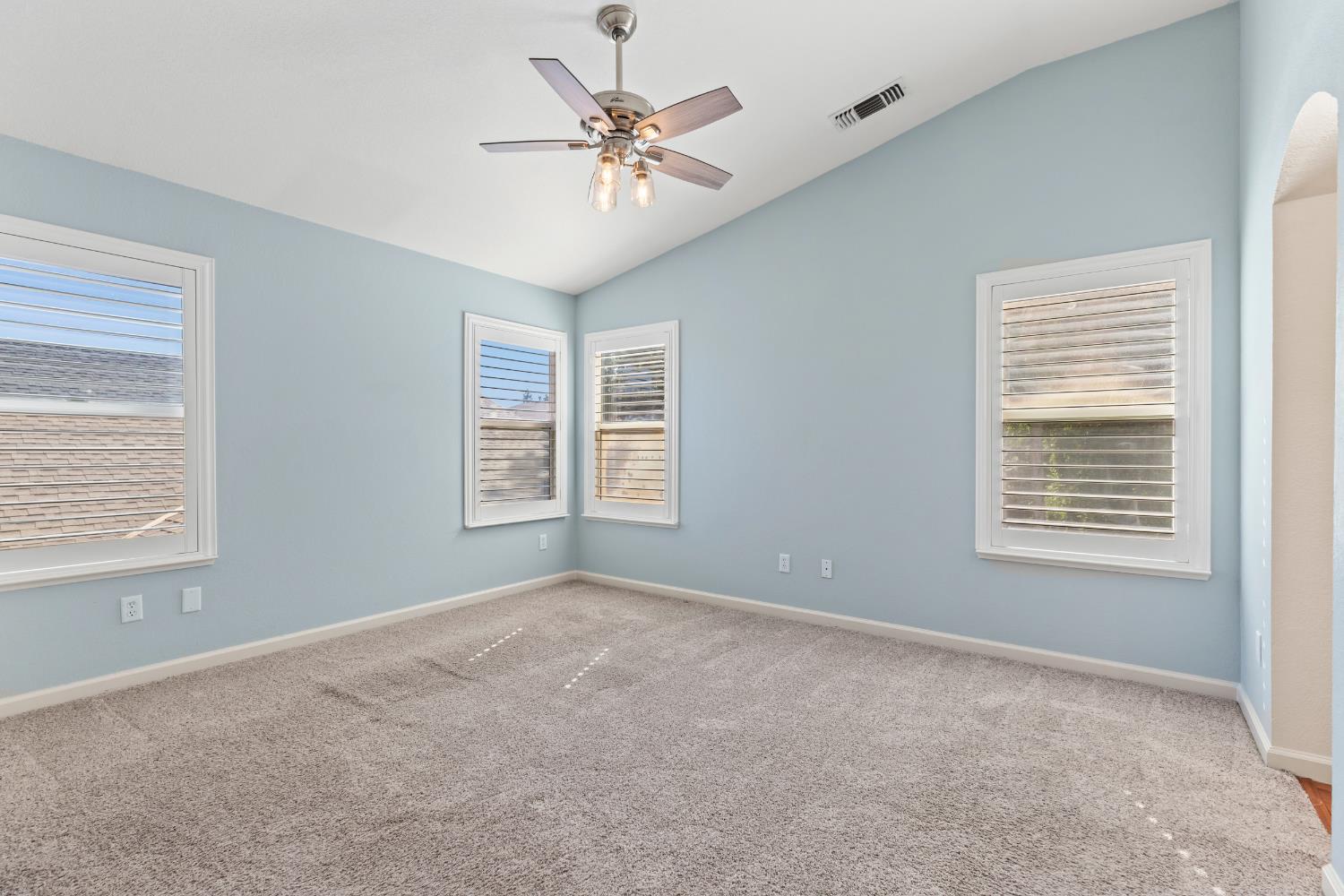 462 W Springer Drive