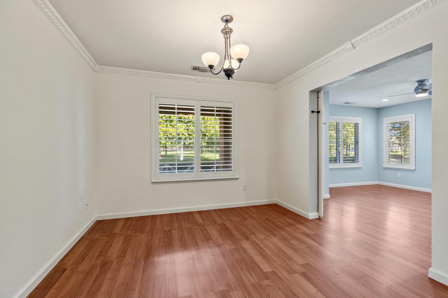 462 W Springer Drive