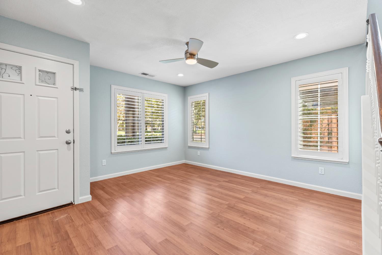 462 W Springer Drive