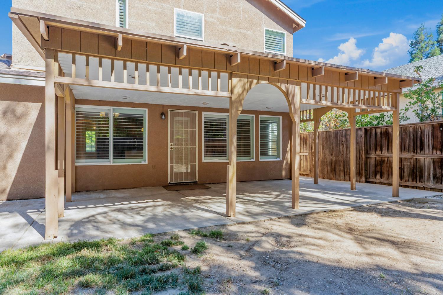 462 W Springer Drive