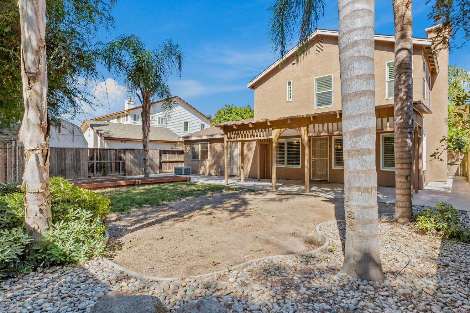 462 W Springer Drive