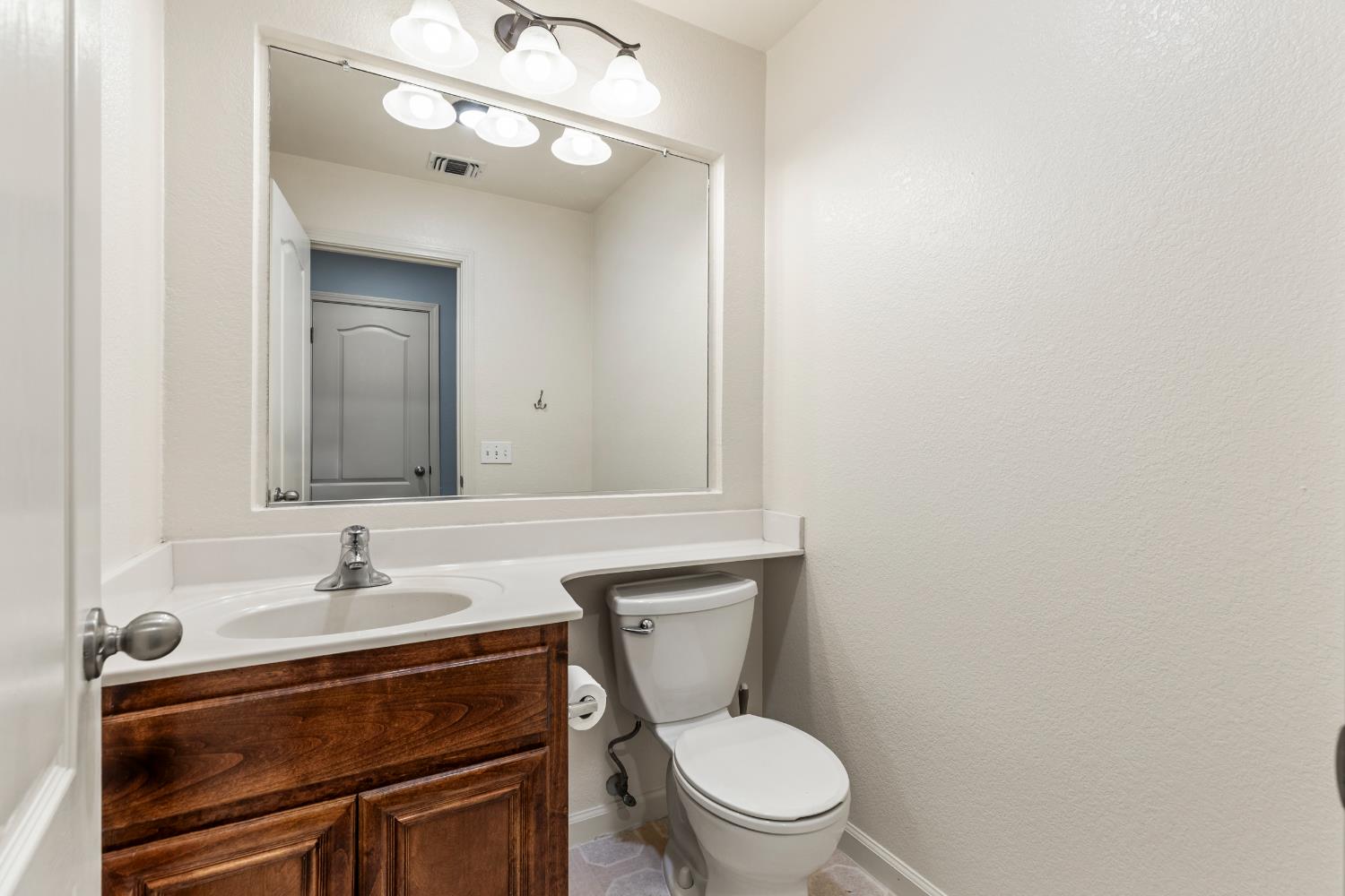 462 W Springer Drive