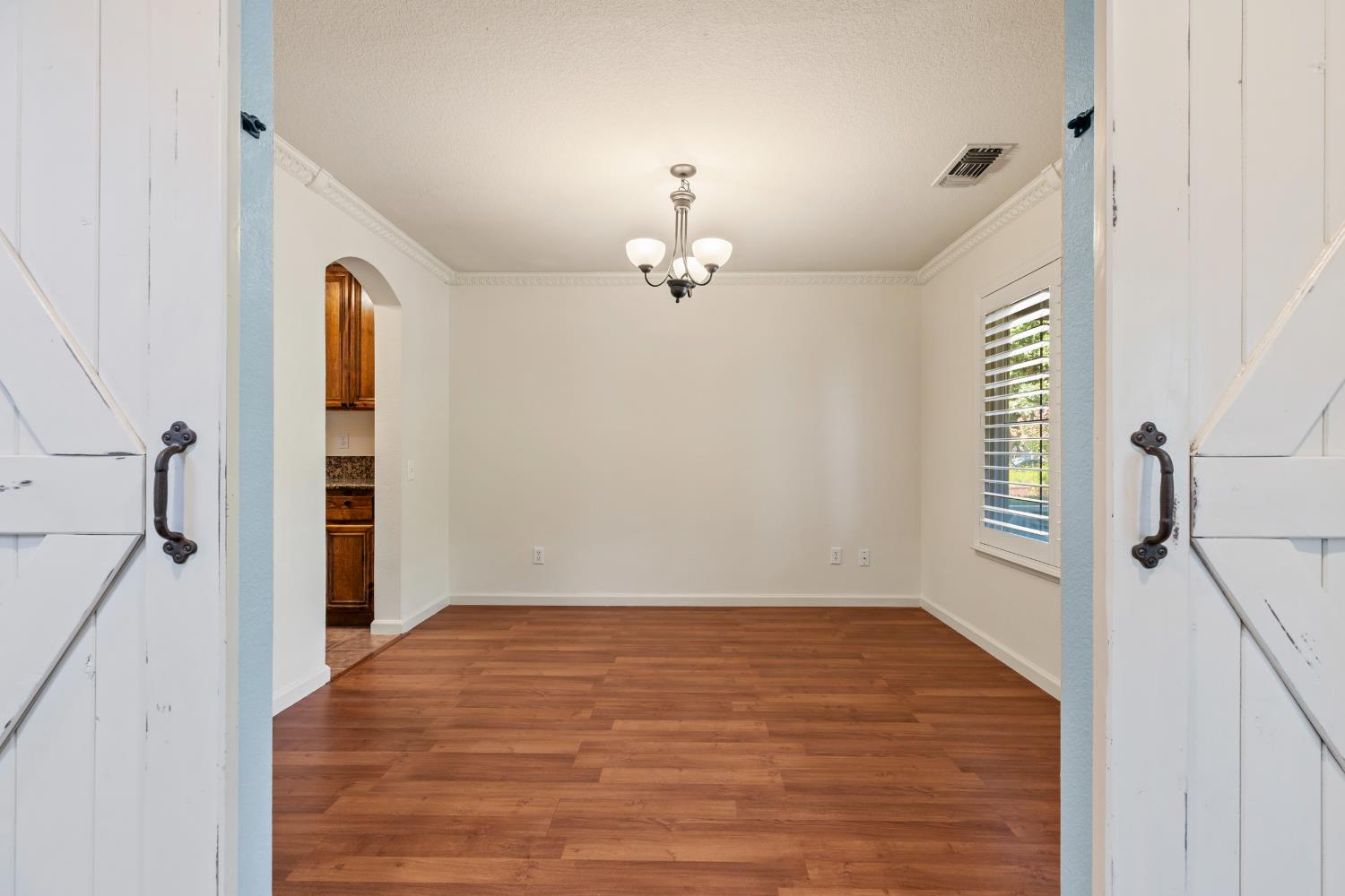 462 W Springer Drive