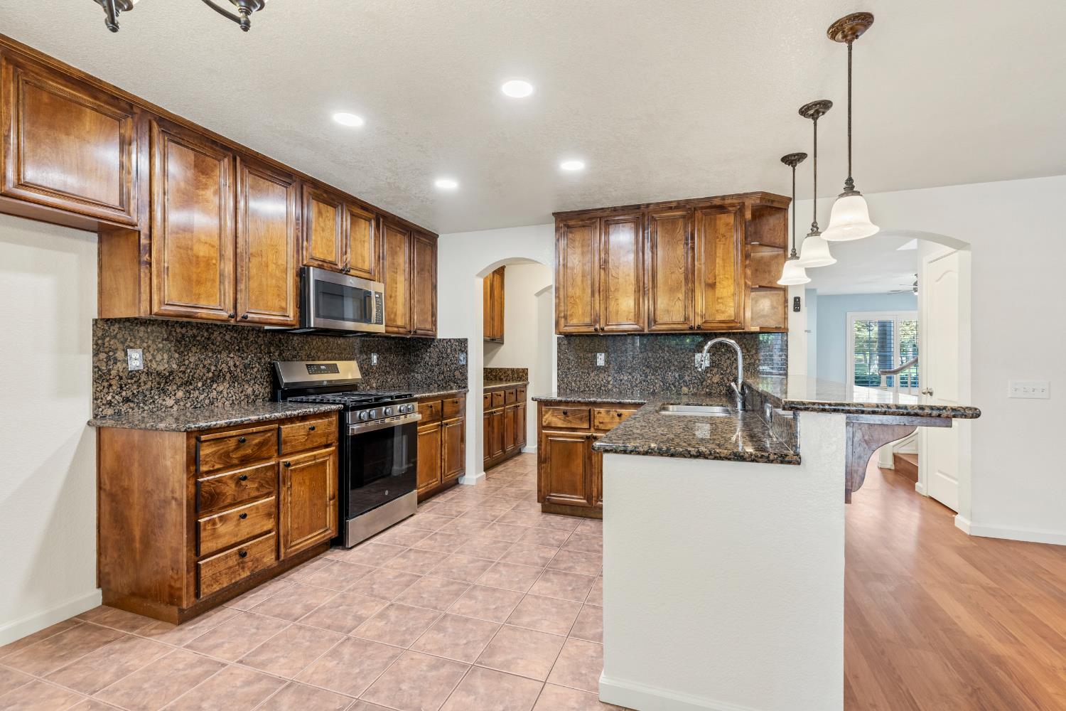 462 W Springer Drive