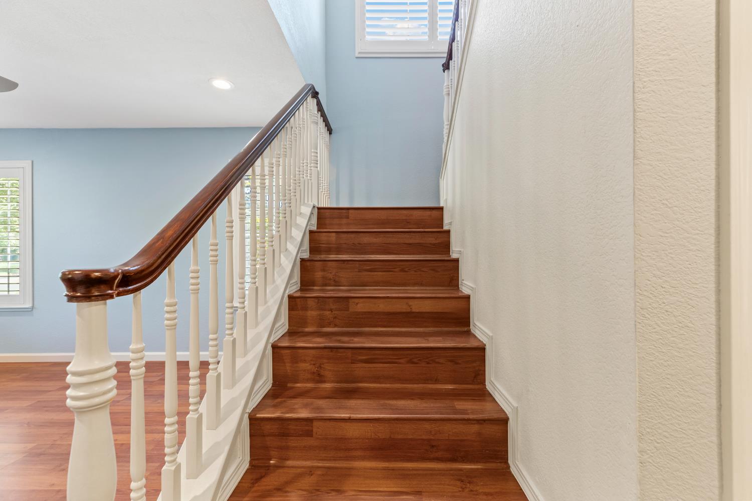 462 W Springer Drive