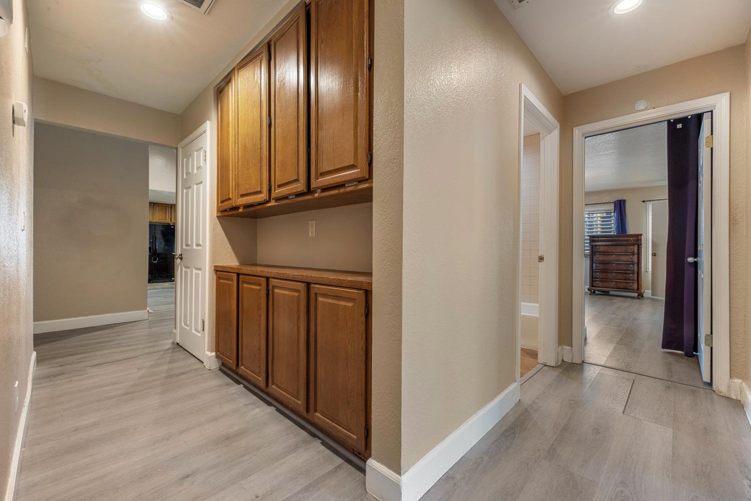 4221 Waymar Court
