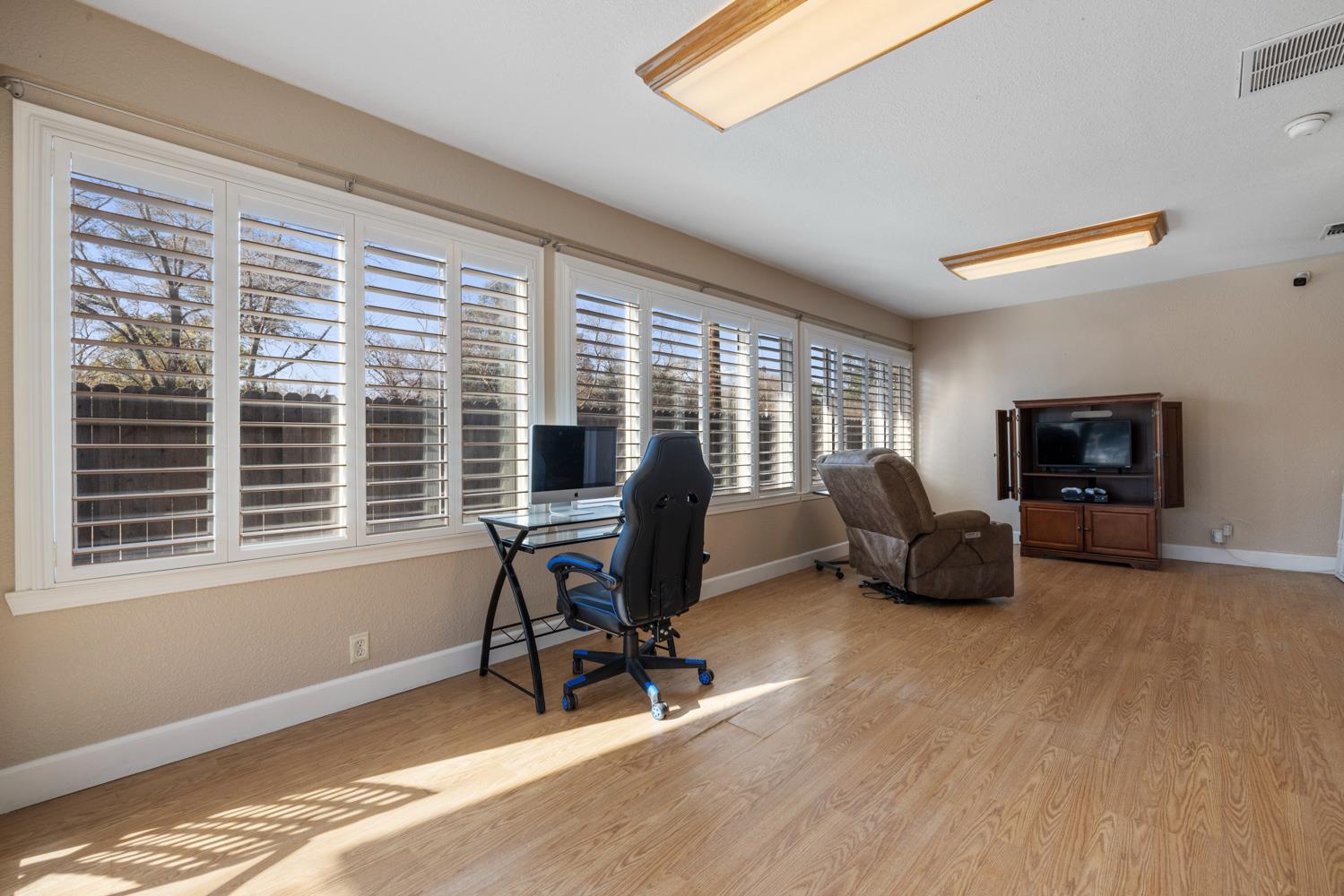 4221 Waymar Court