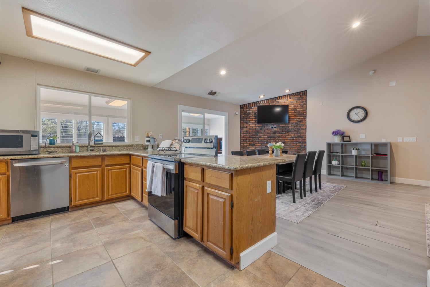 4221 Waymar Court