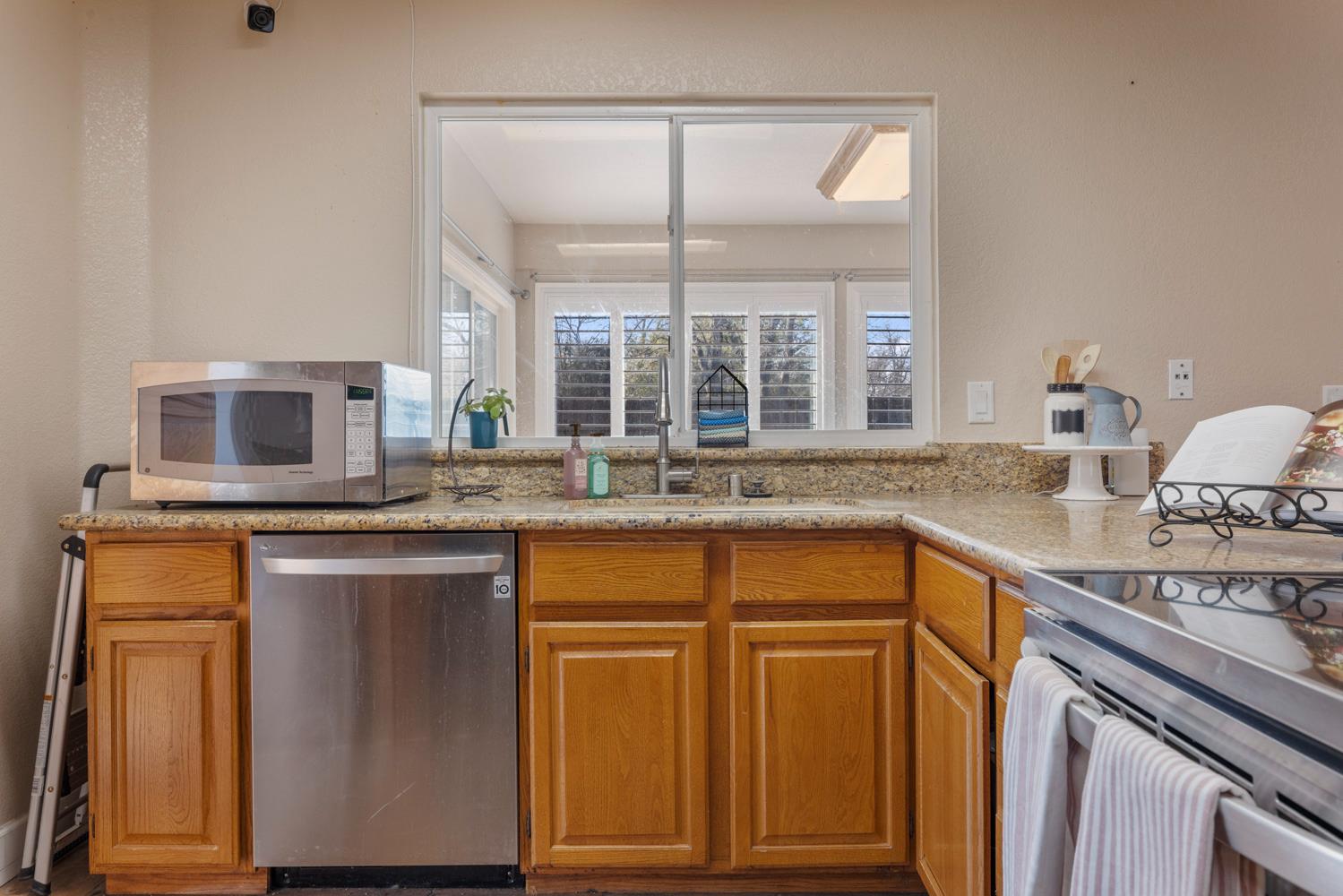 4221 Waymar Court