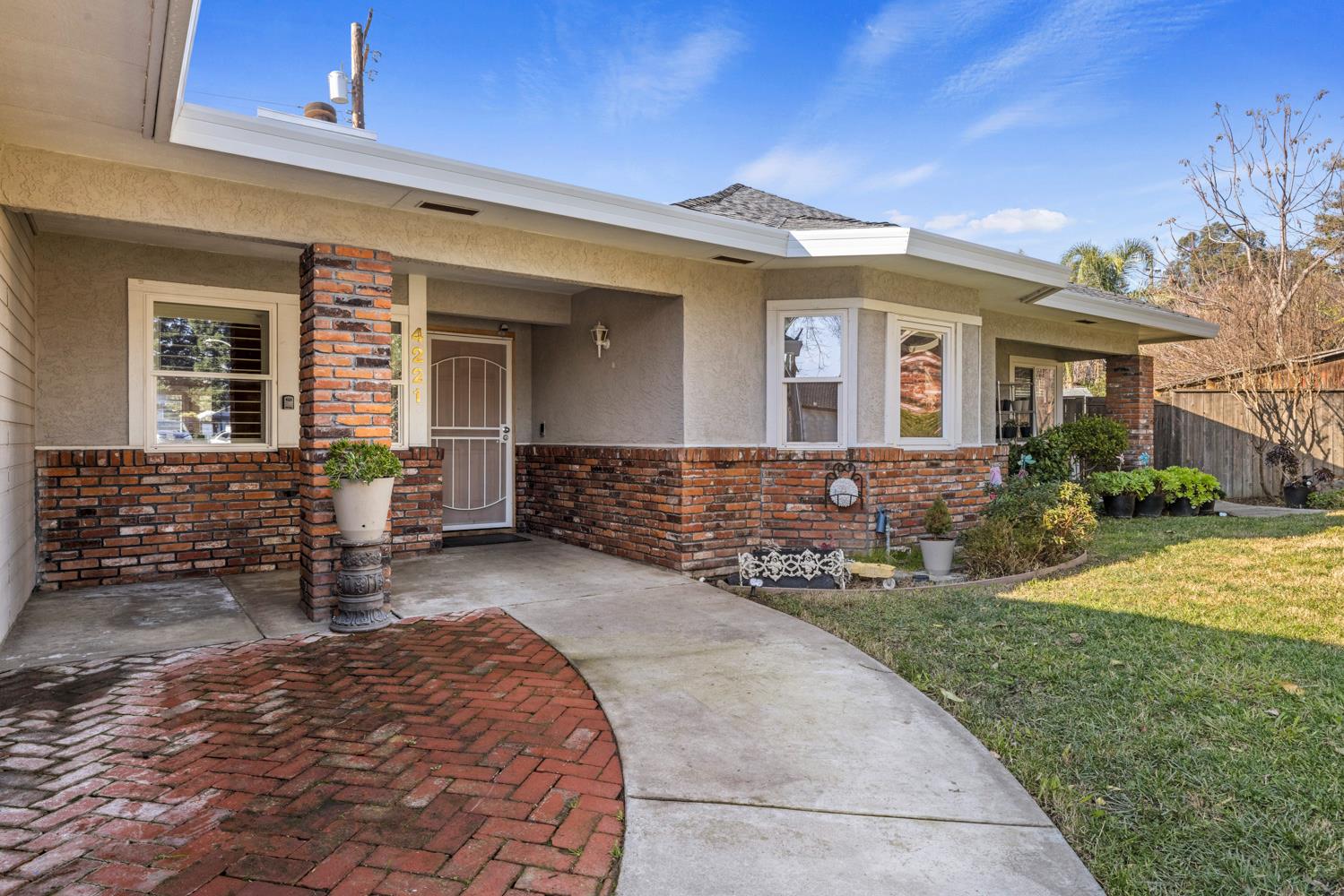 4221 Waymar Court