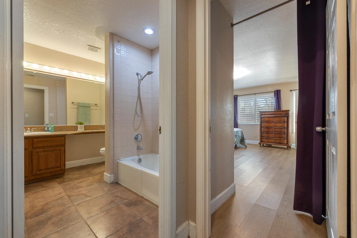 4221 Waymar Court