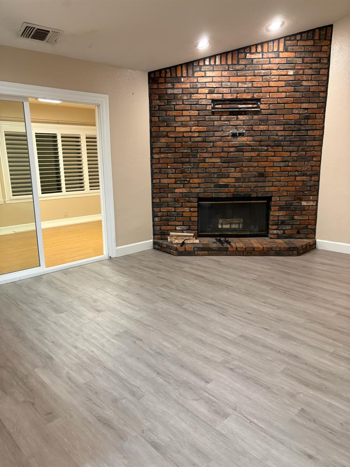 4221 Waymar Court