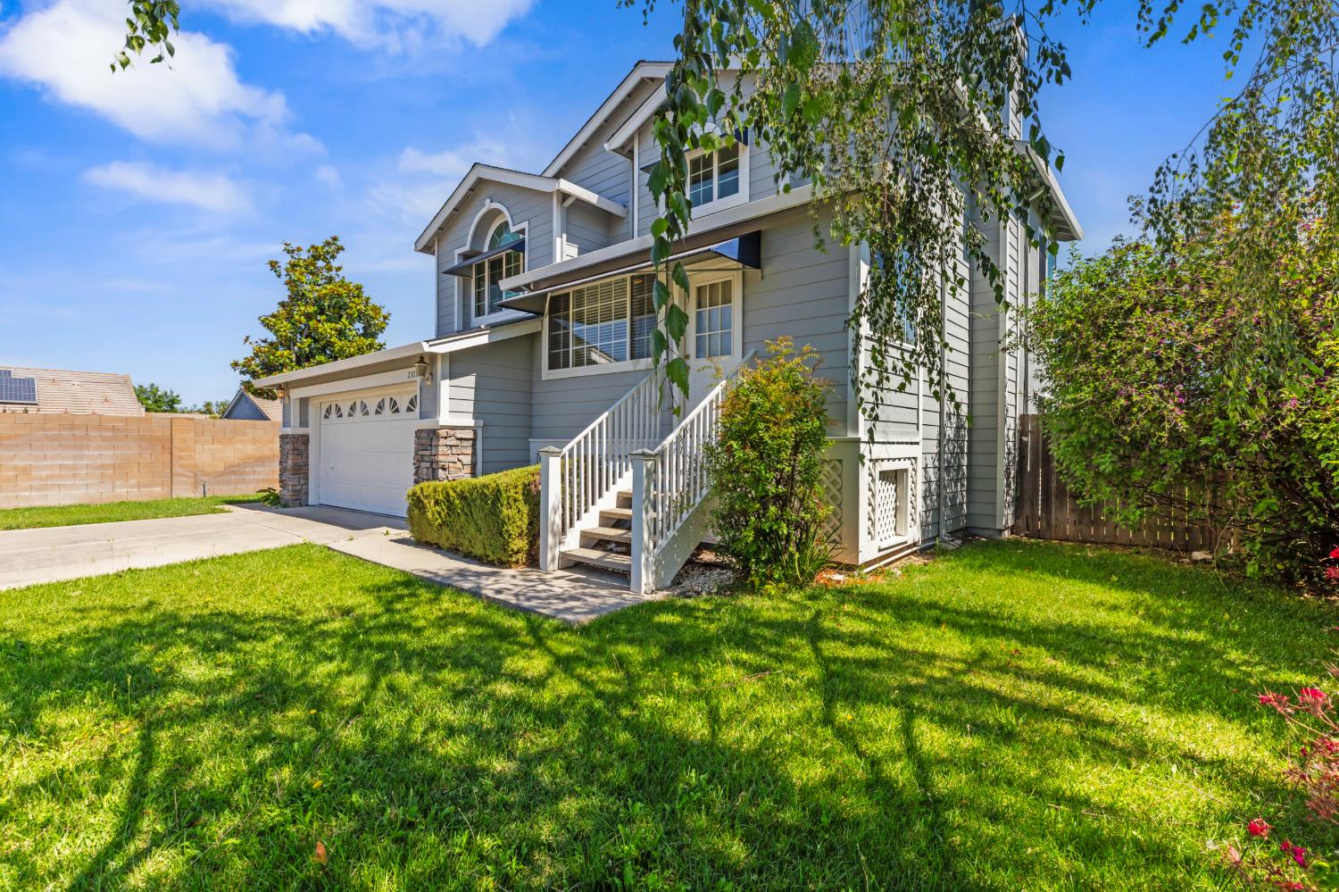 2305 Fidelia Court