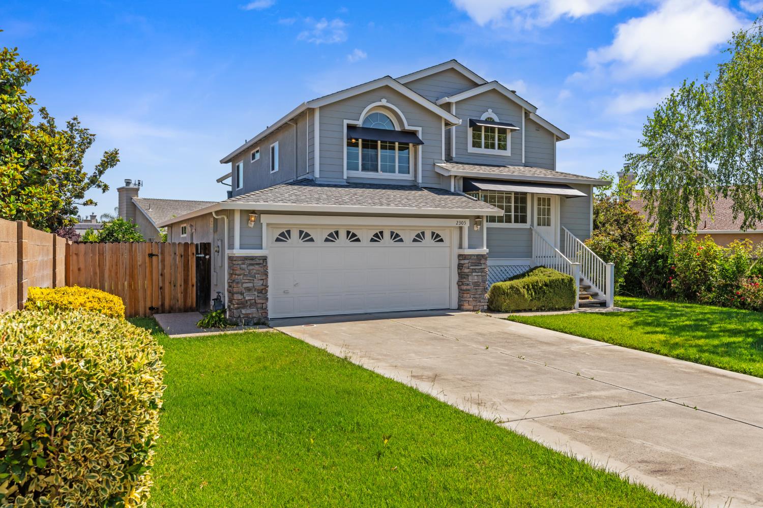 2305 Fidelia Court