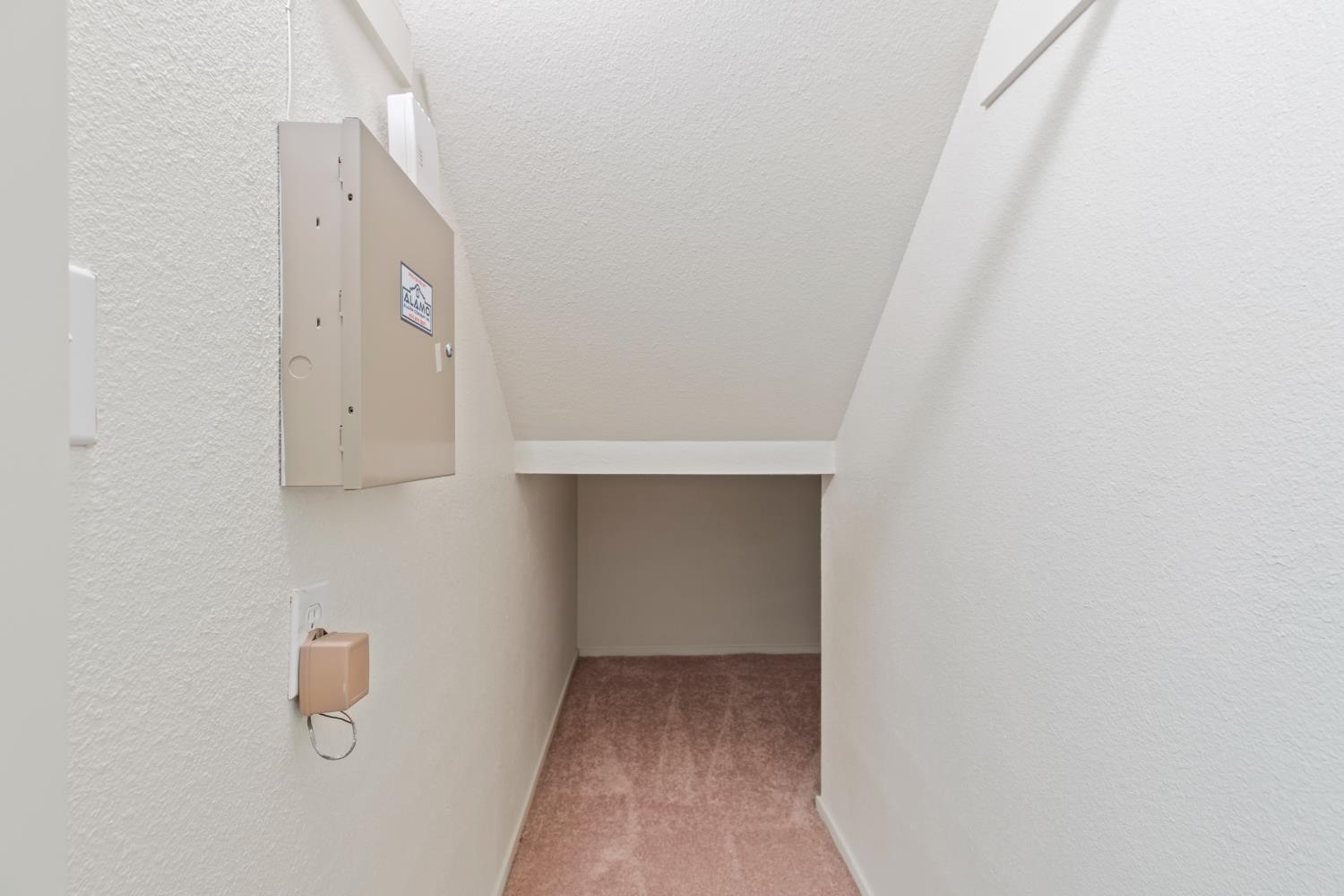 2305 Fidelia Court