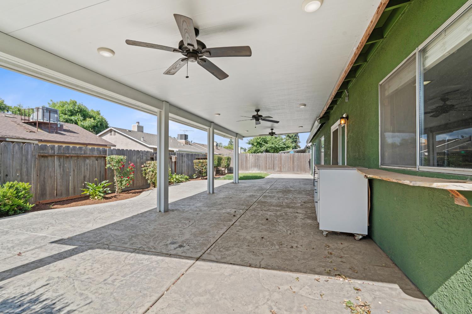 2712 Floyd Avenue