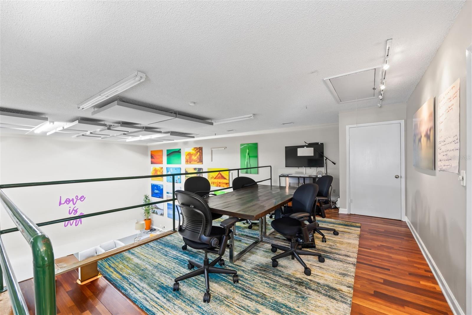3105 W GRANADA ST