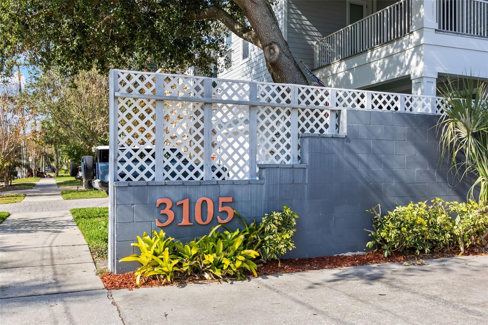 3105 W GRANADA ST