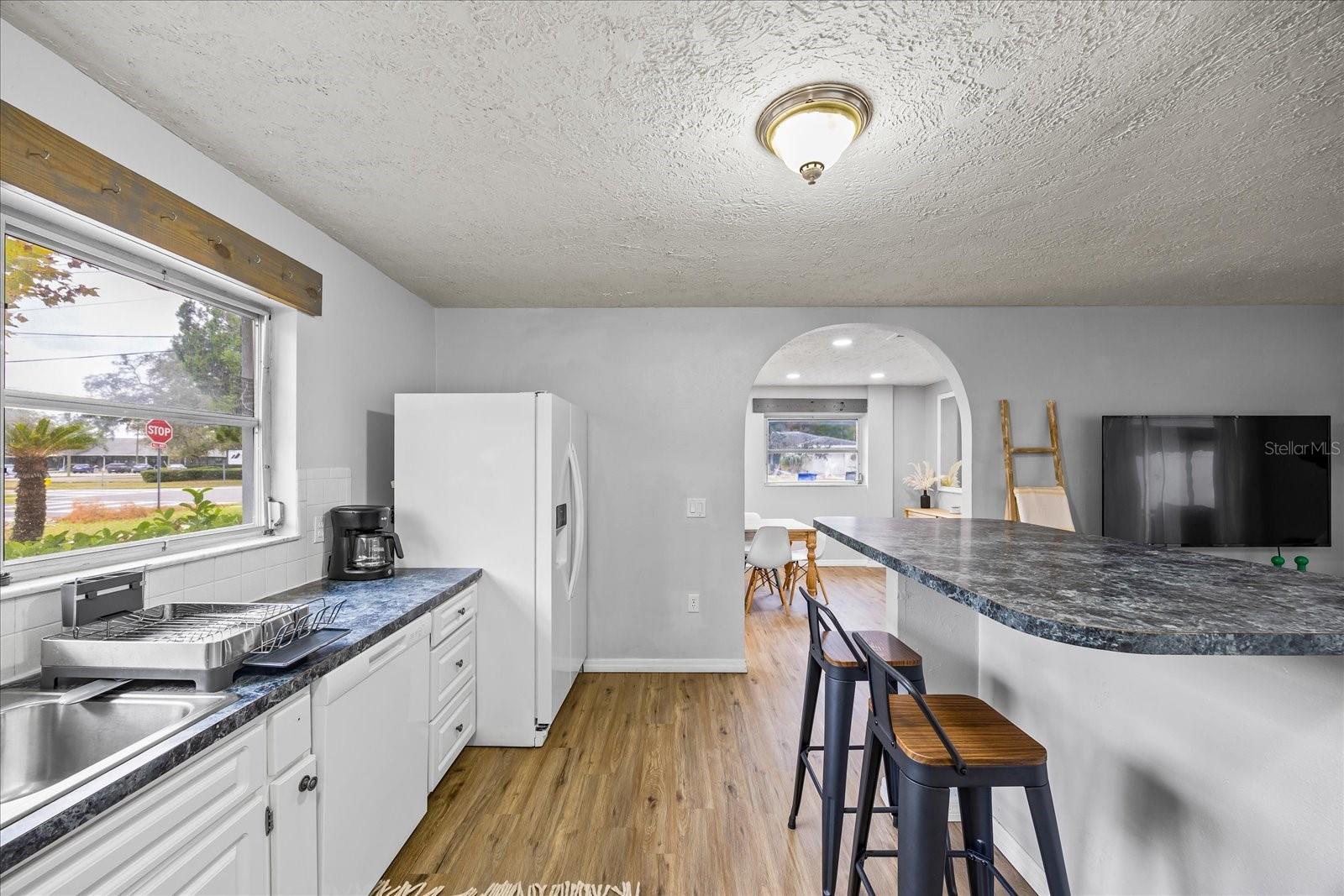 1507 PINE LAKE DR