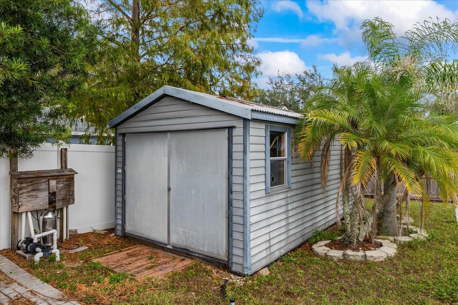 1507 PINE LAKE DR