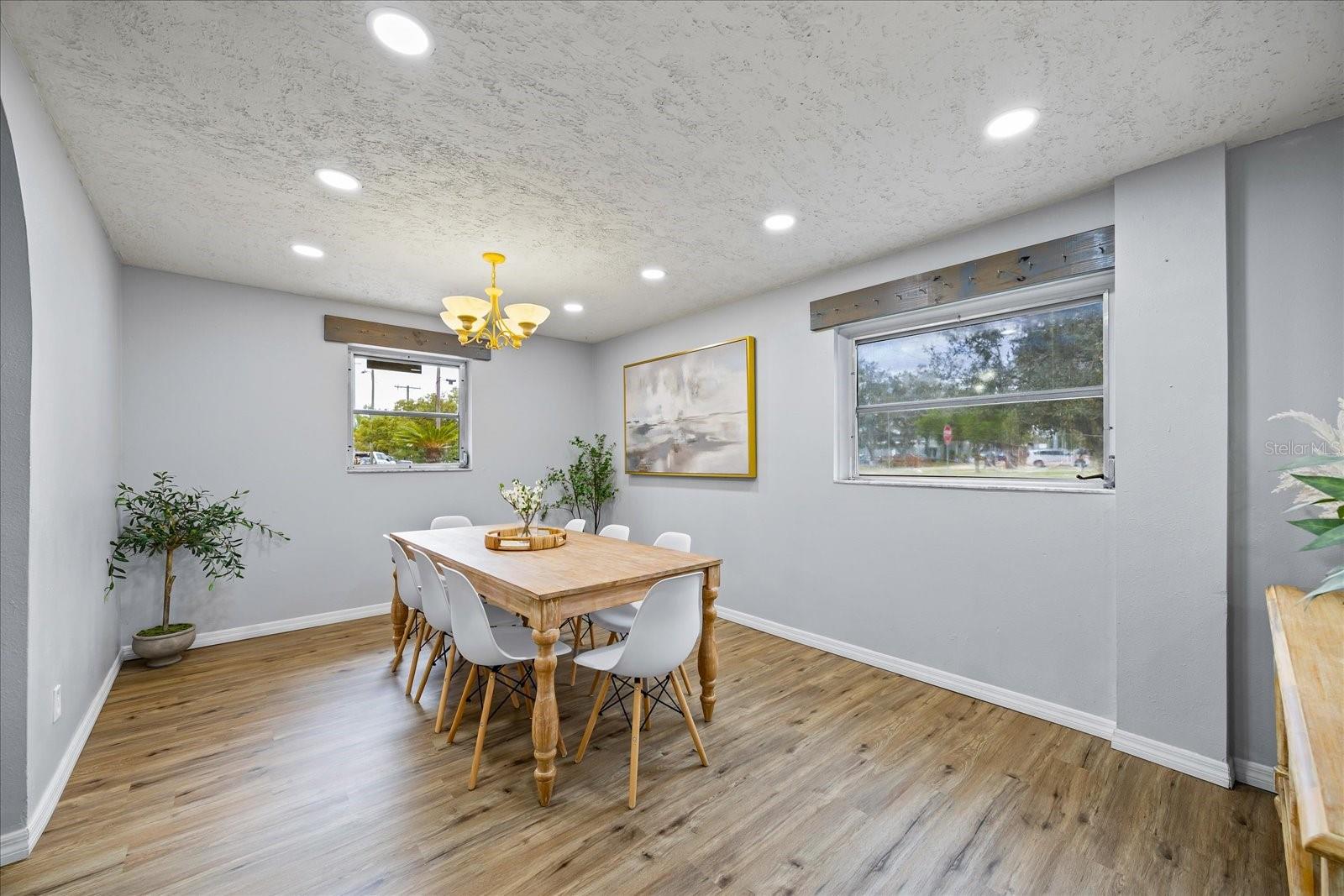 1507 PINE LAKE DR