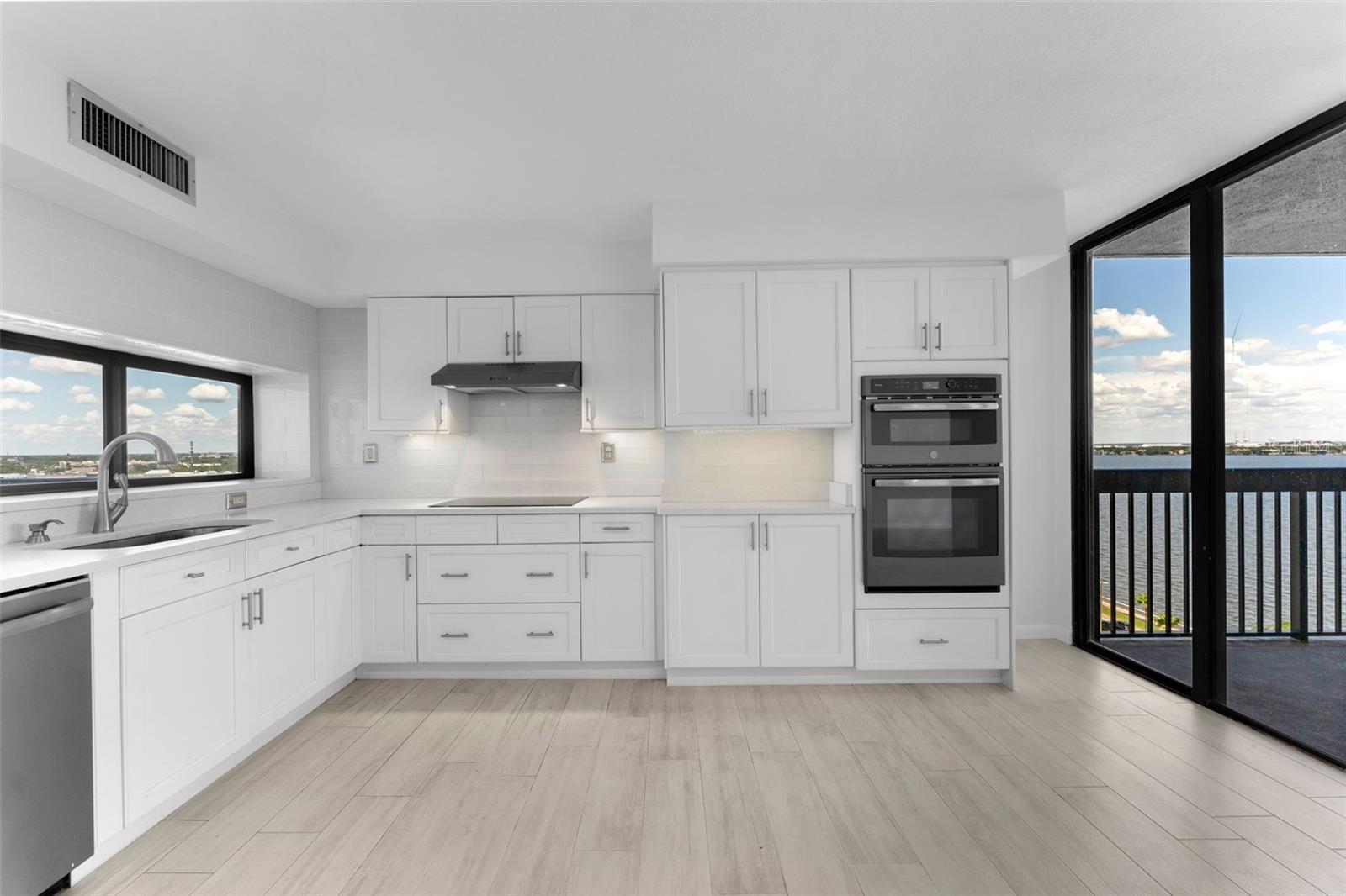 2413 BAYSHORE BLVD #1401