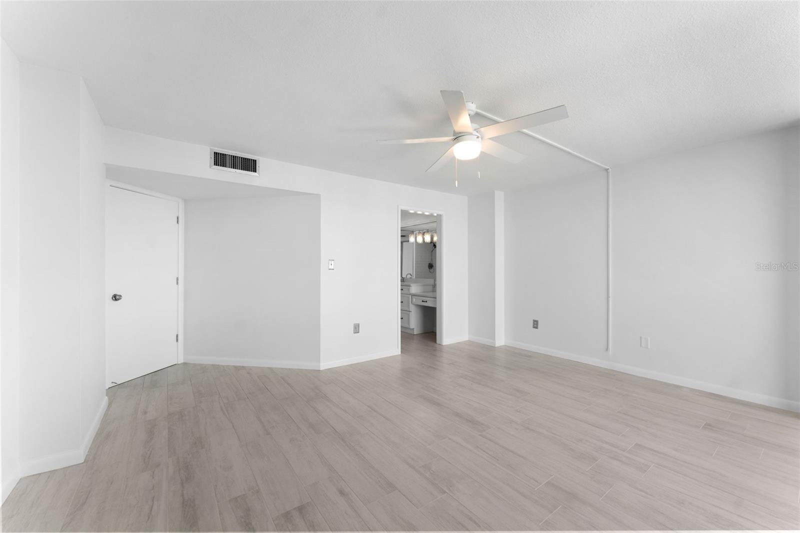 2413 BAYSHORE BLVD #1401