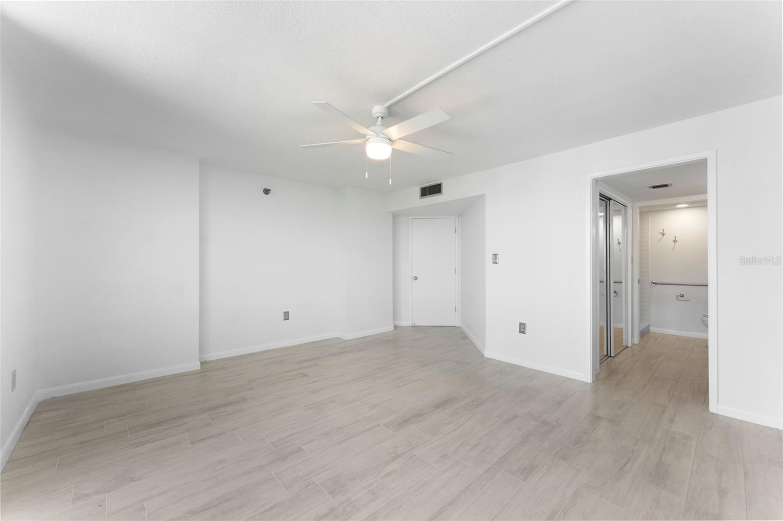 2413 BAYSHORE BLVD #1401