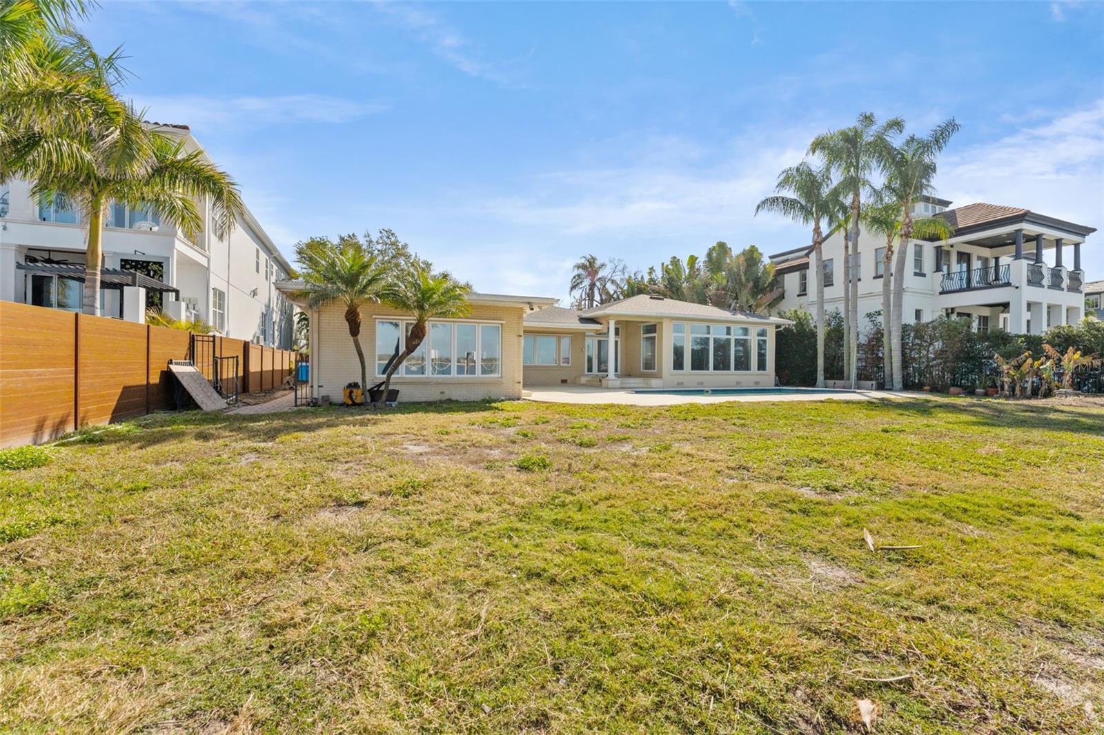 62 ADALIA AVE