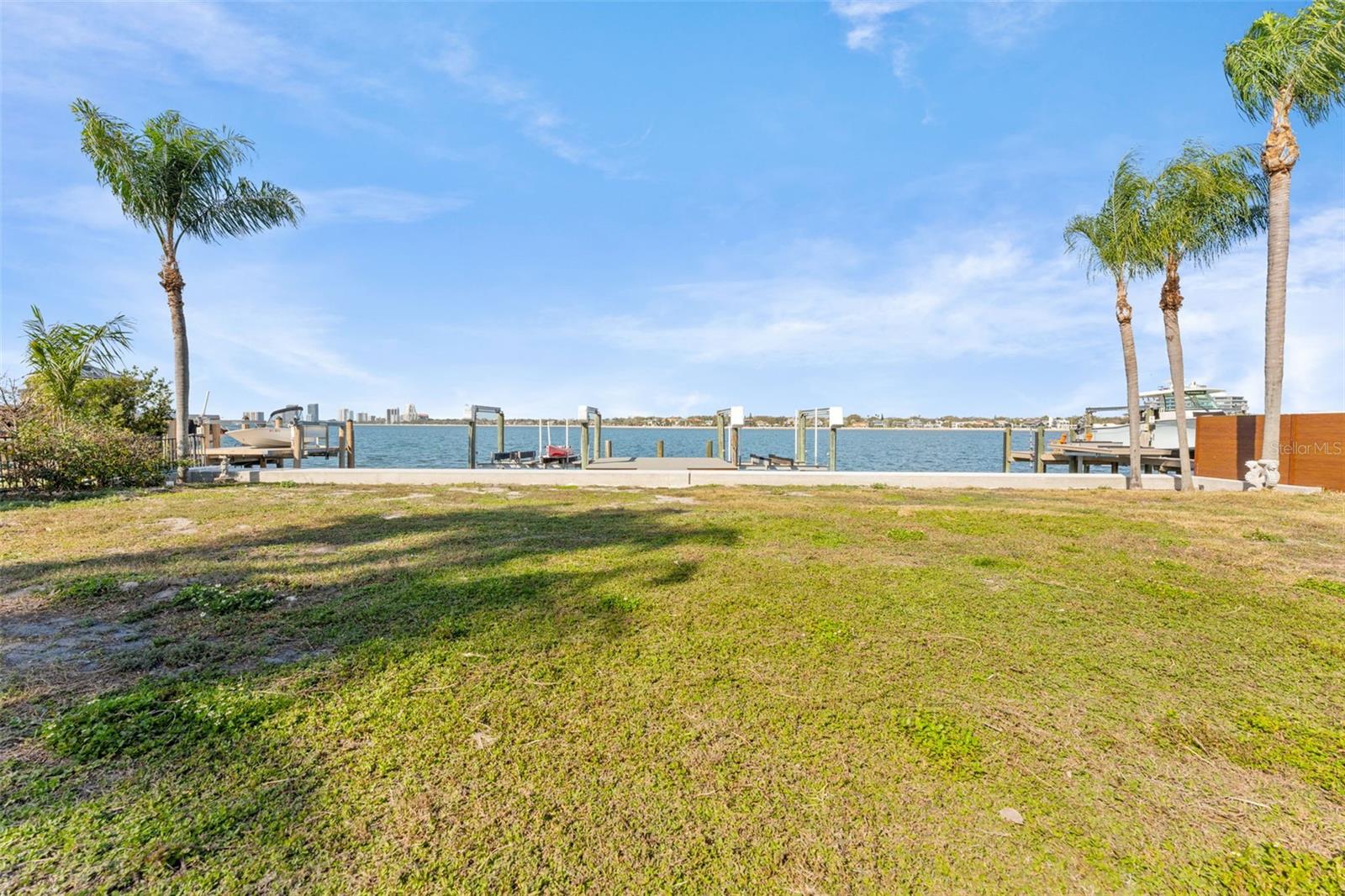62 ADALIA AVE