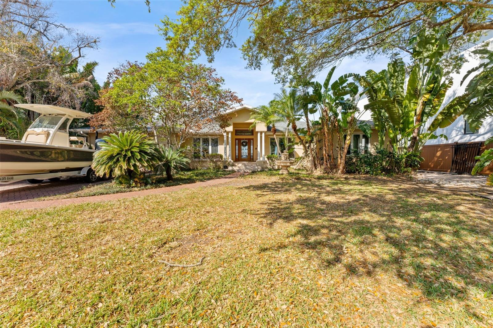 62 ADALIA AVE