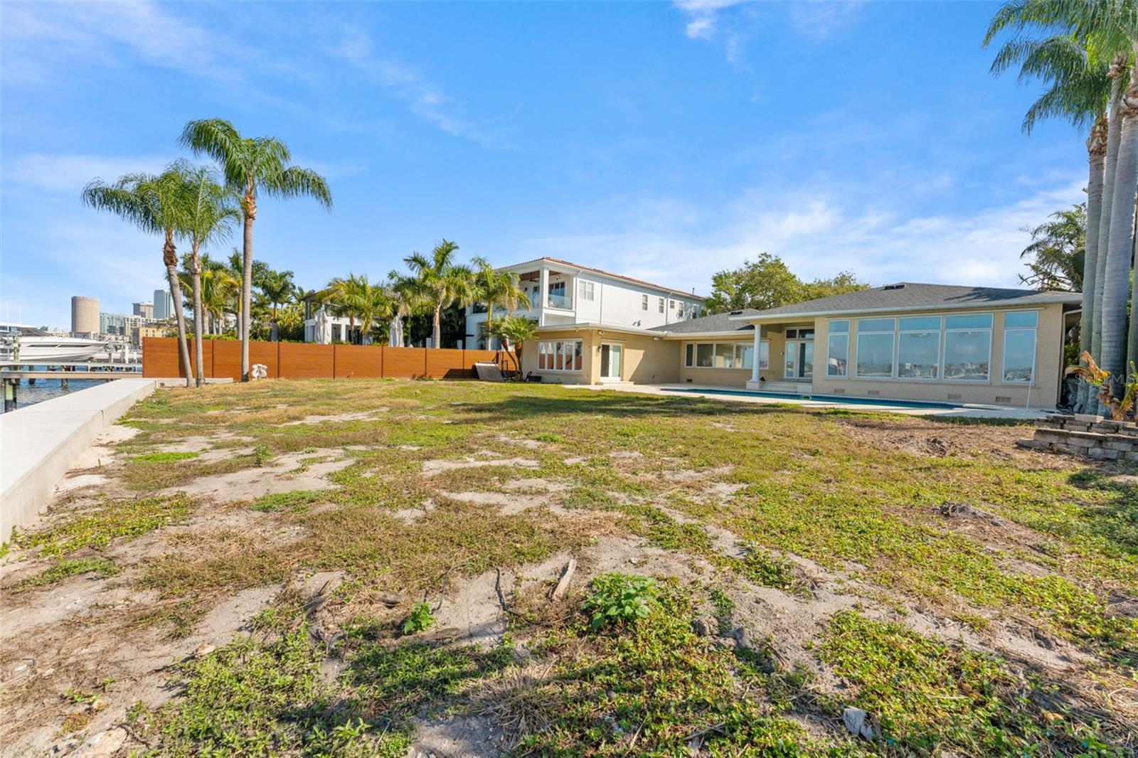 62 ADALIA AVE