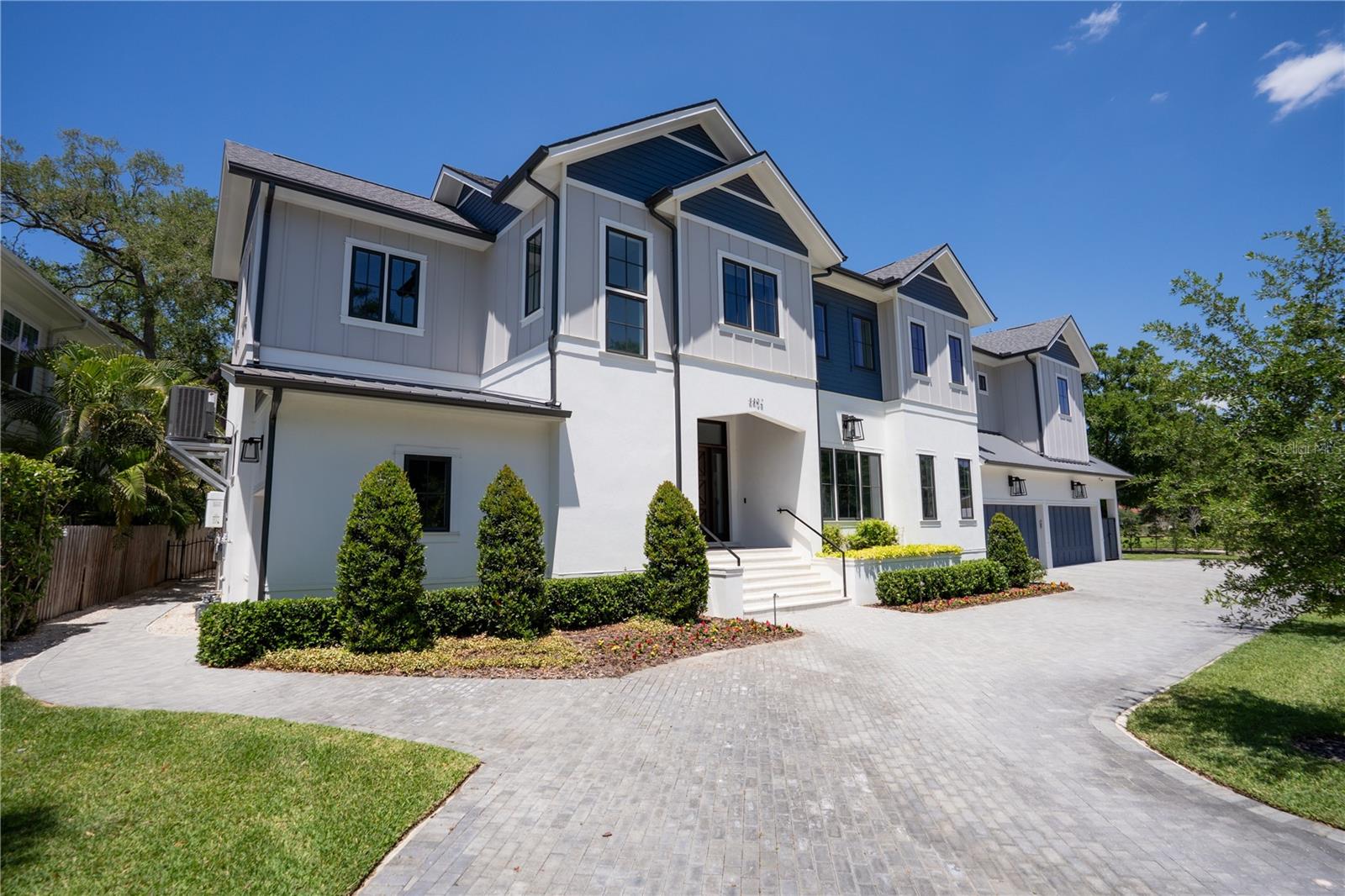4402 W BEACH PARK DR
