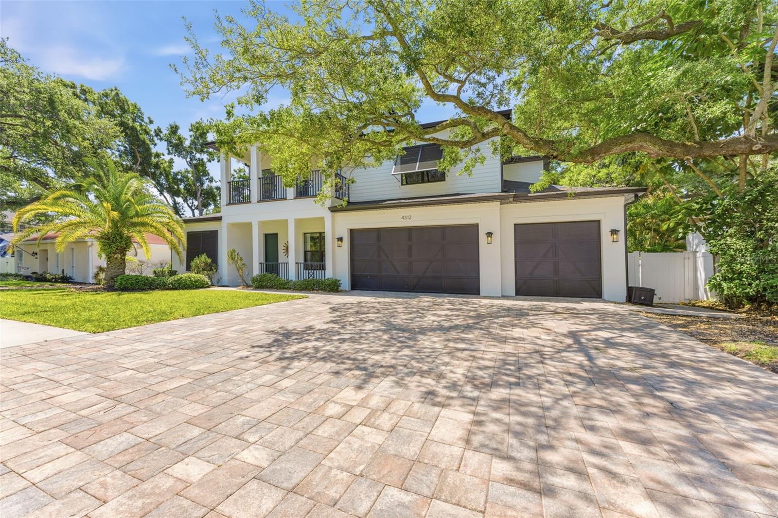 4312 W OBISPO ST
