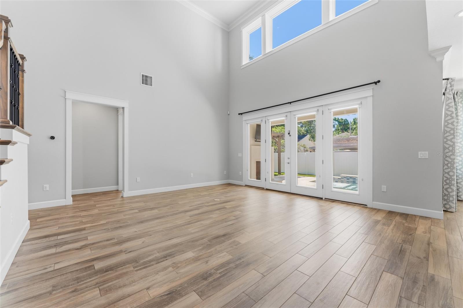 4312 W OBISPO ST