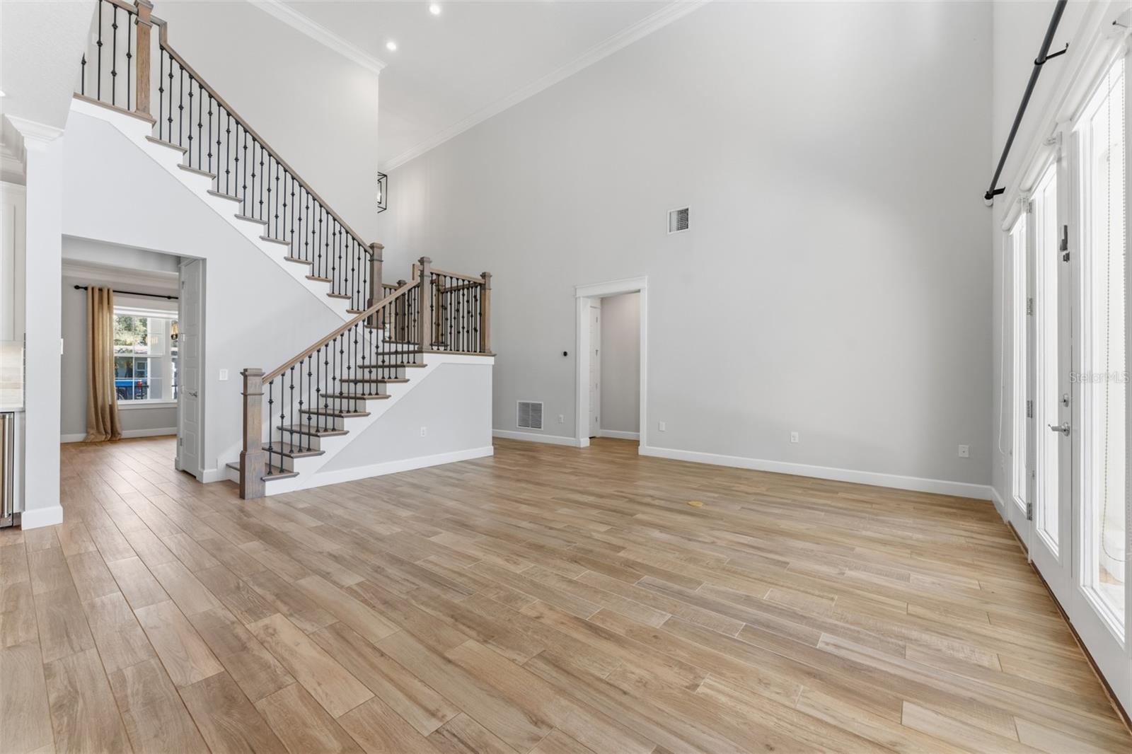 4312 W OBISPO ST