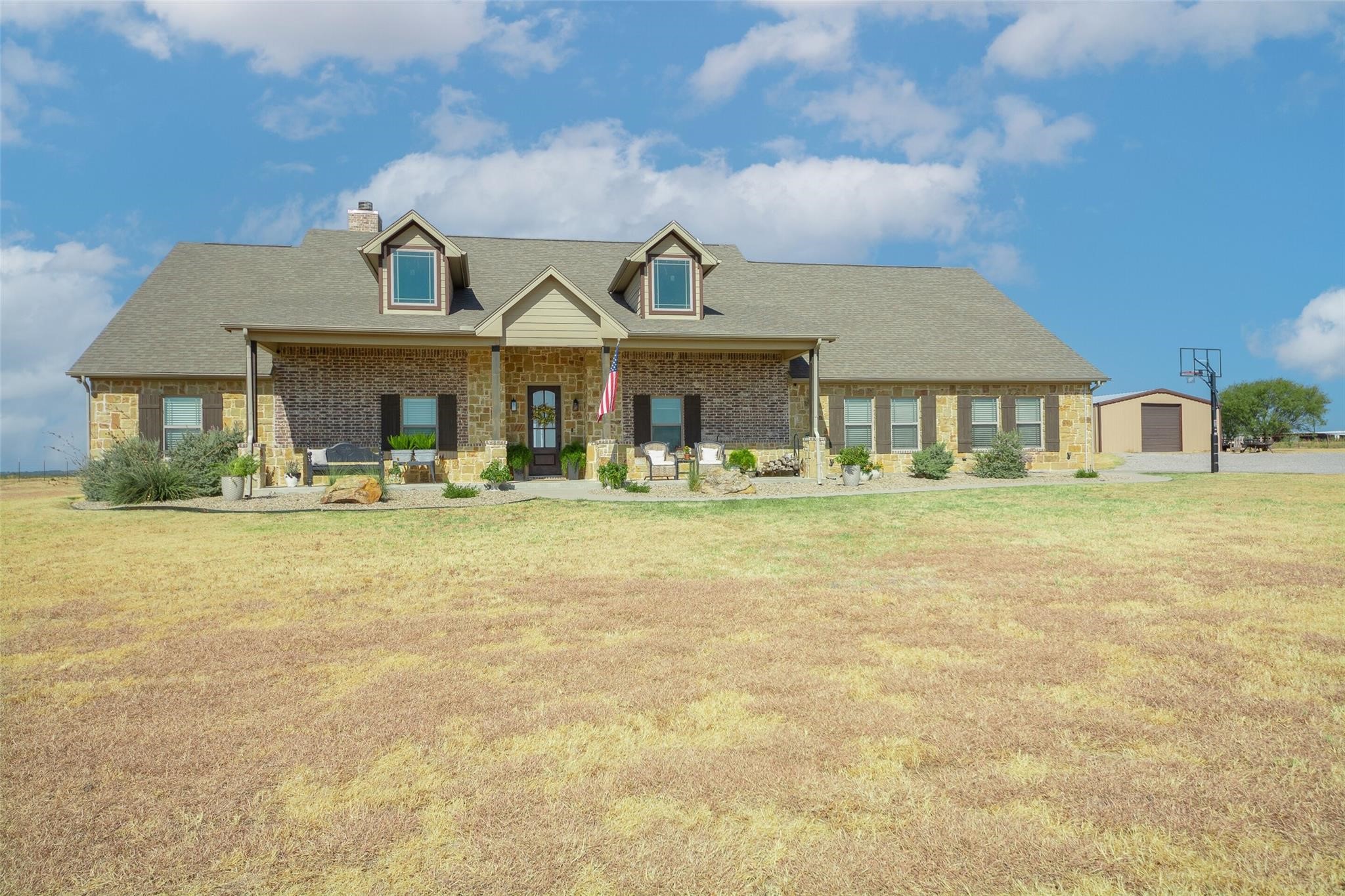 2100 Lazy Bend Road