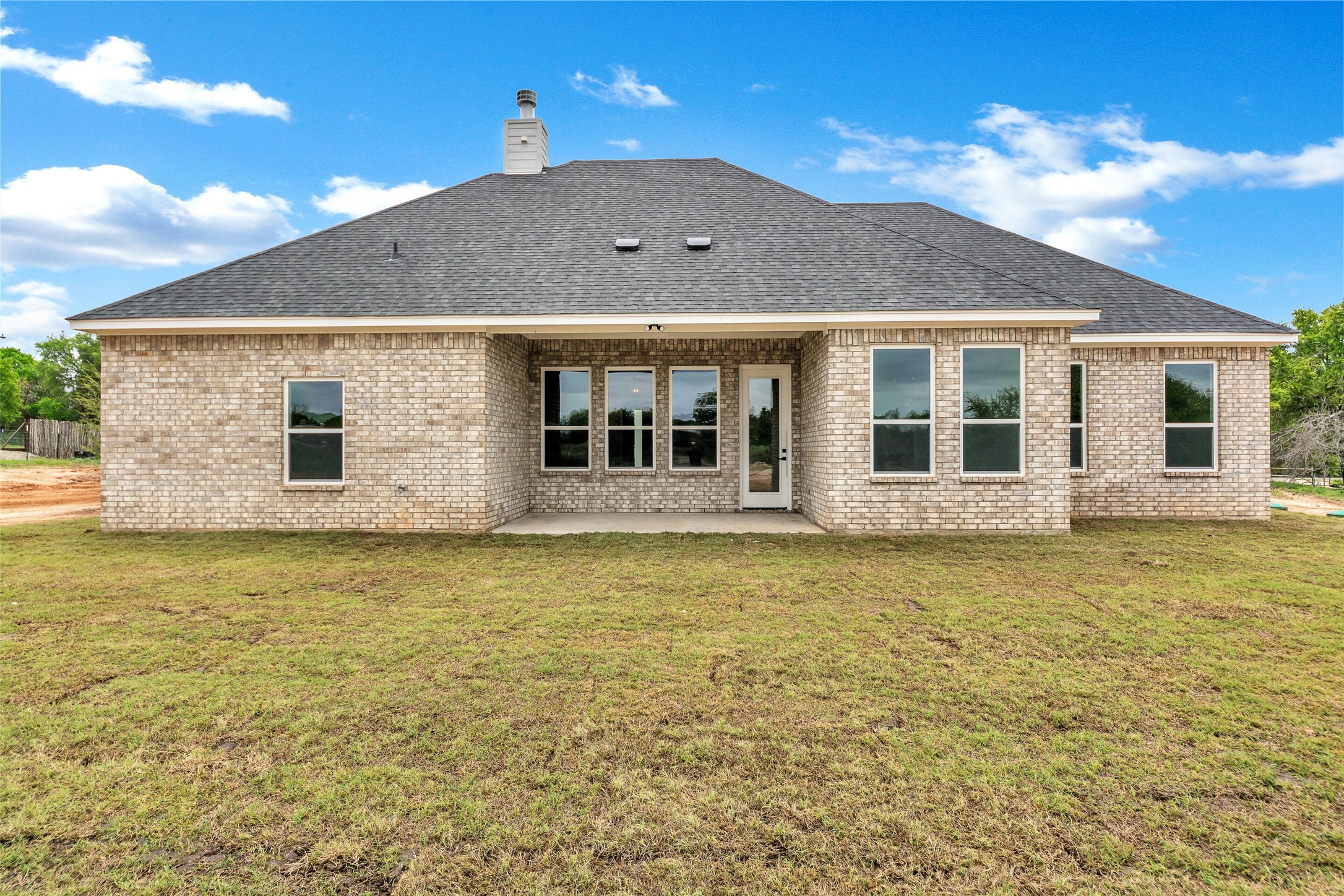 2000 Sweet Springs Road
