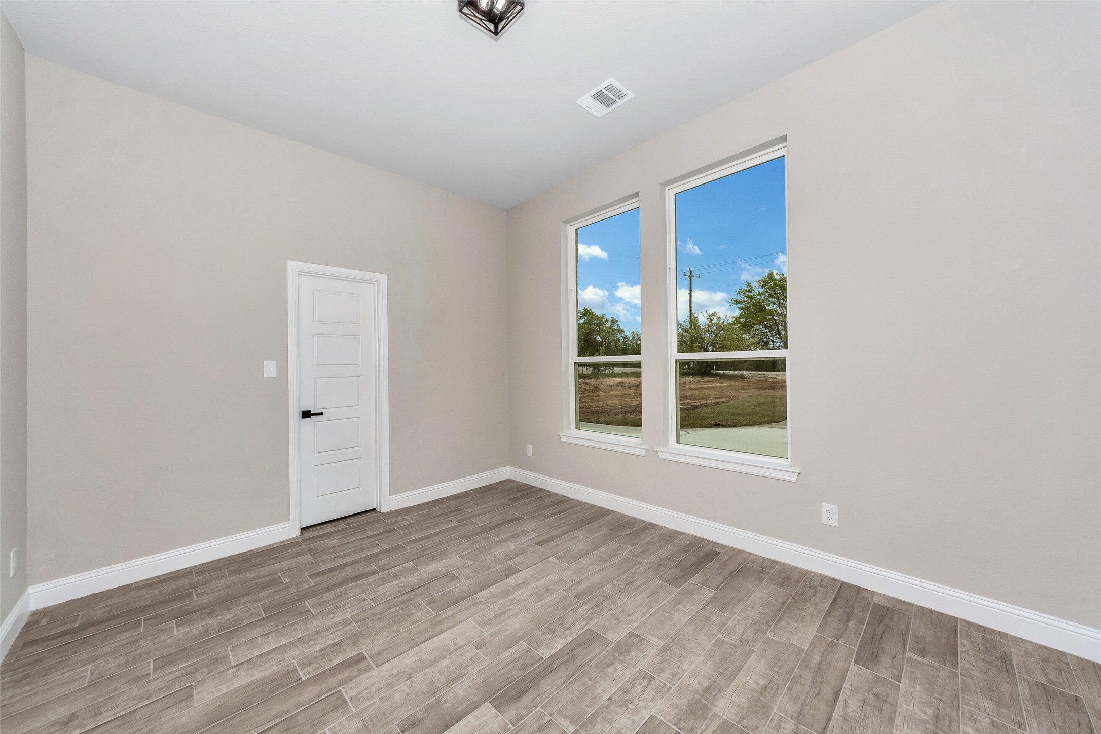 2000 Sweet Springs Road