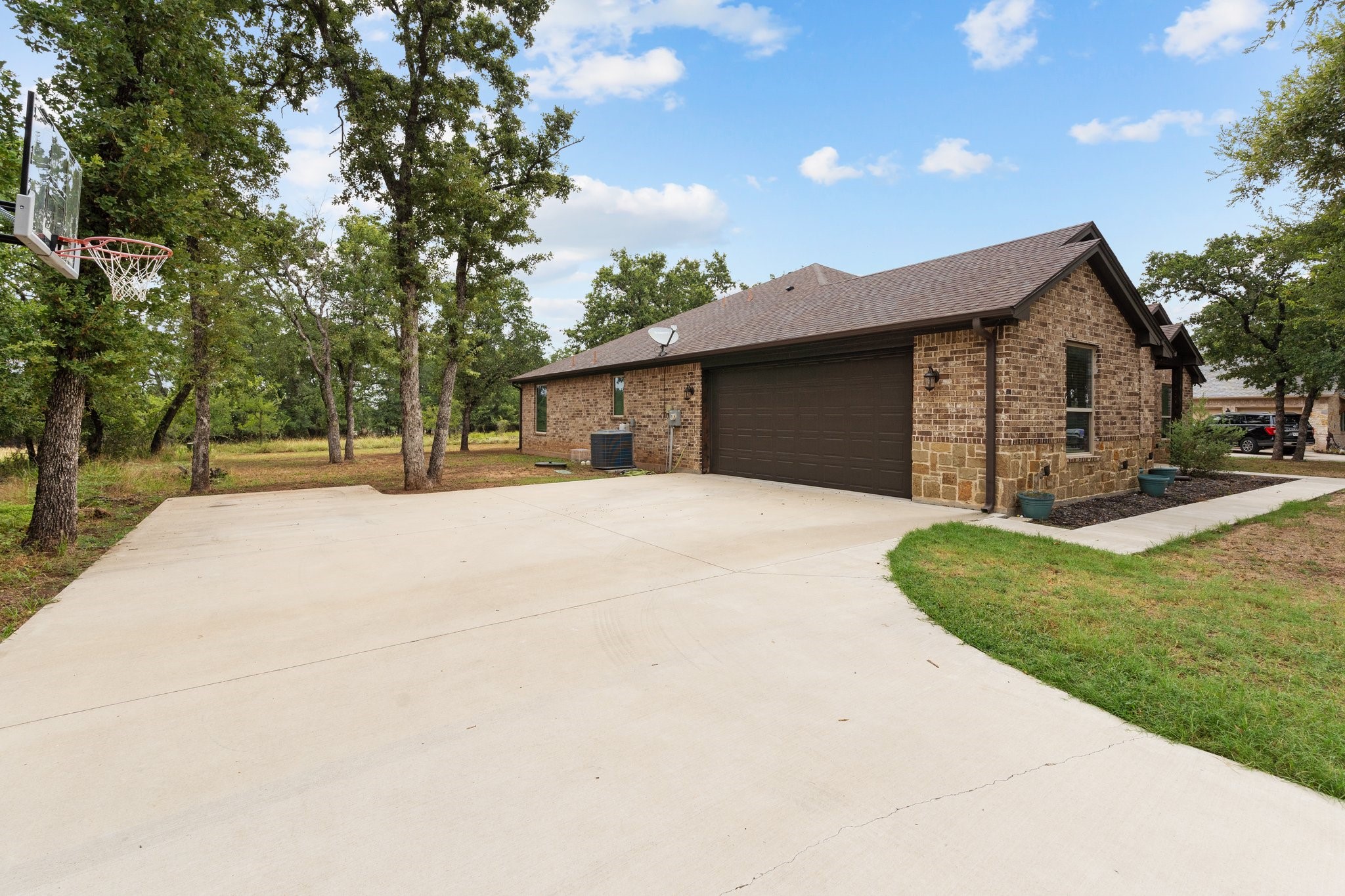 144 Eagle Drive