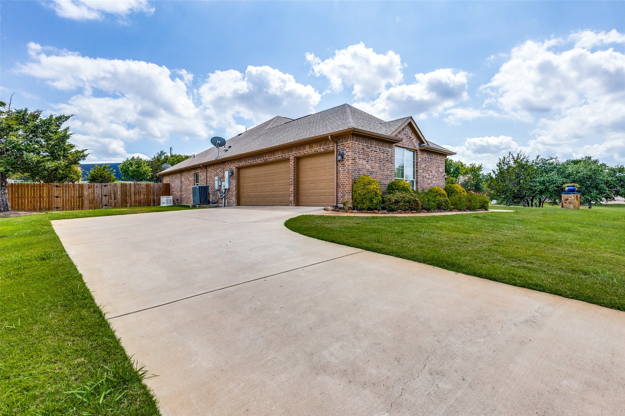 2513 Hayley Drive