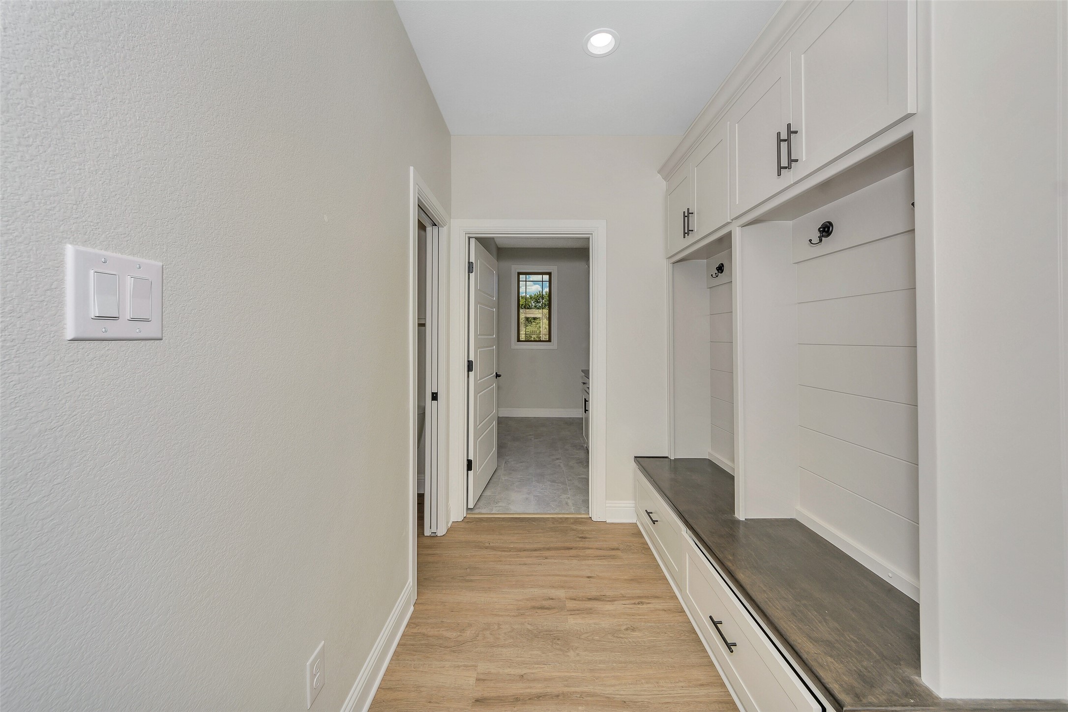 3043 Sunrise Trail