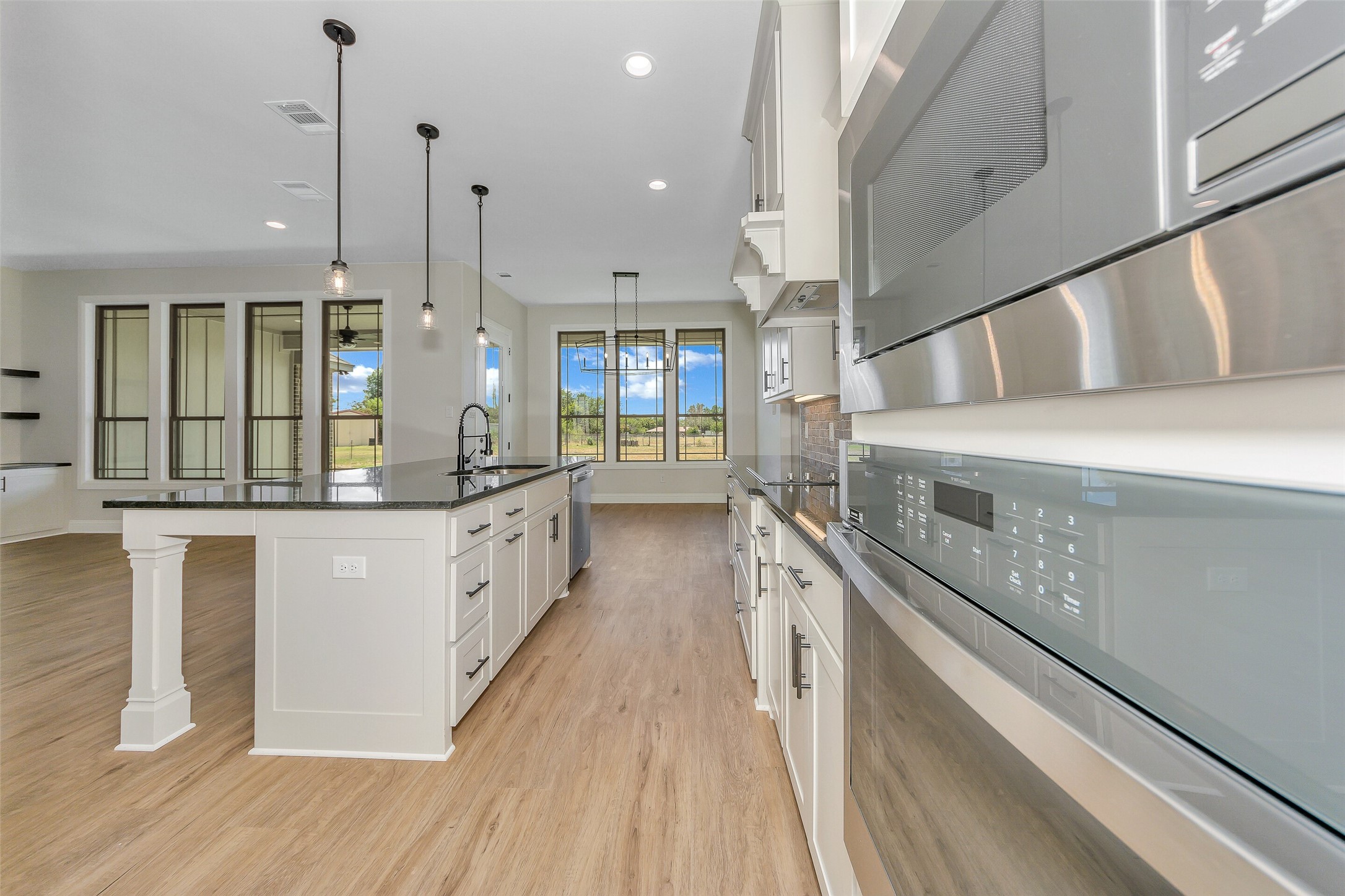 3043 Sunrise Trail