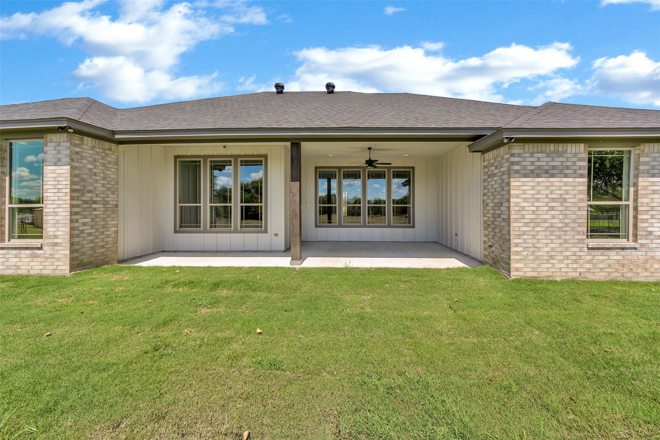 3037 Sunrise Trail