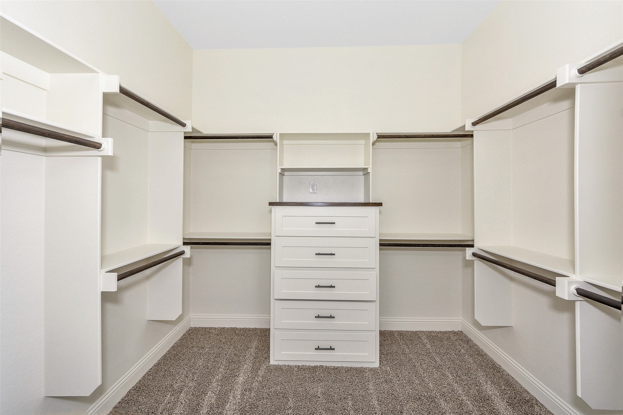 3037 Sunrise Trail