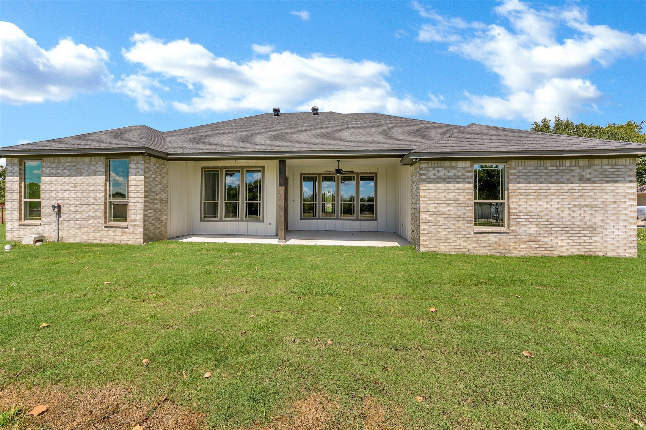 3037 Sunrise Trail
