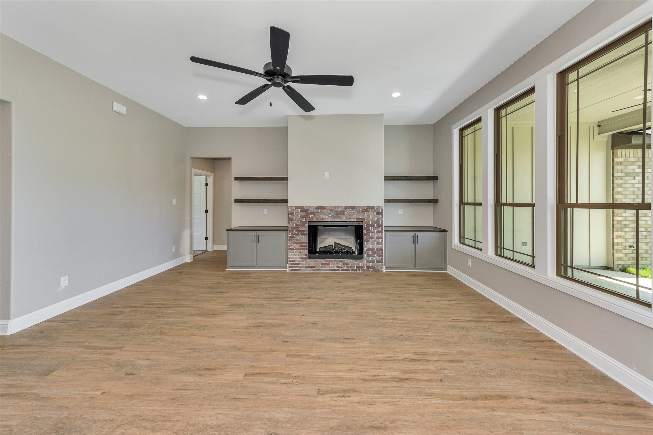 3037 Sunrise Trail