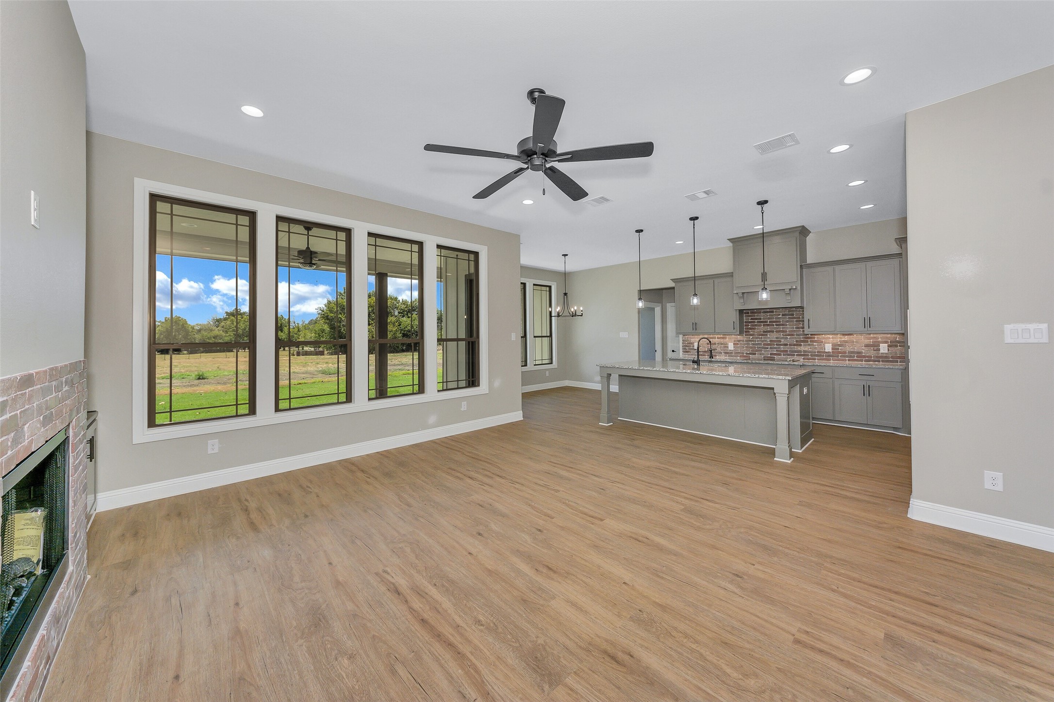 3037 Sunrise Trail