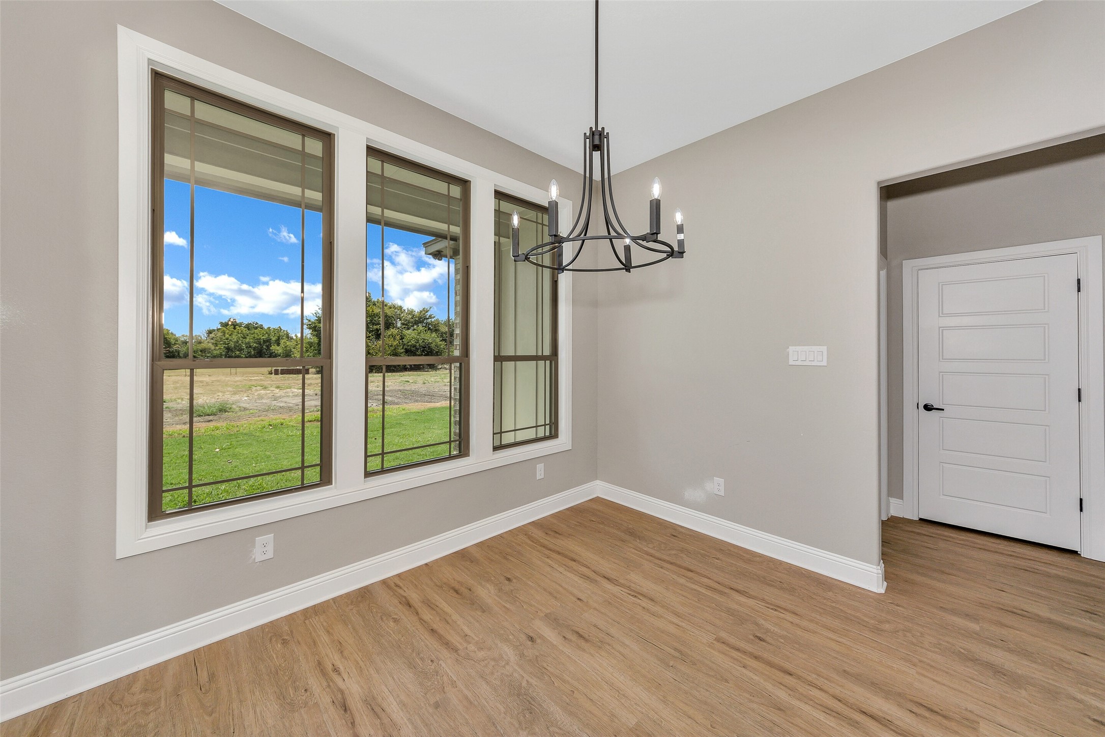 3037 Sunrise Trail